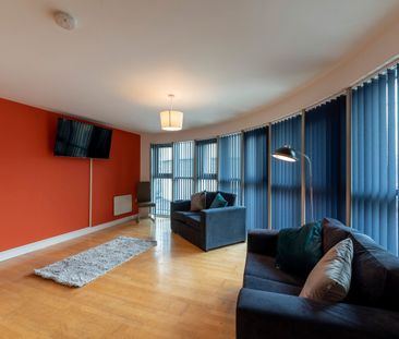 2 Bed Flat, Beck Street, NG1 - Photo 2