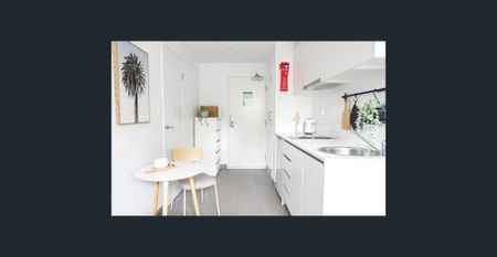 All-inclusive | Fully Furnished | Flexible Leases - Photo 5