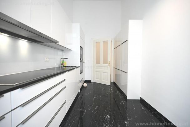 Erstbezug: repräsentative Altbauwohnung mit Balkon - nahe Stadtpark - Photo 1