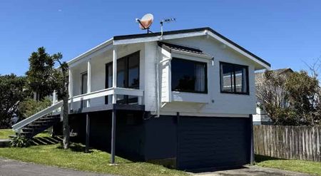 3 Bedroom Family home - Photo 4