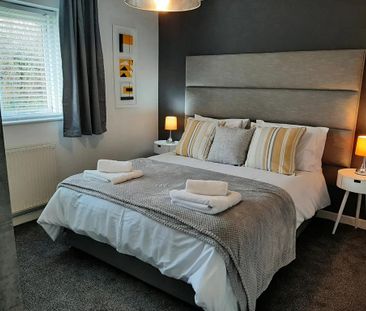 2 bedroom semi-detached bungalow to rent - Photo 3