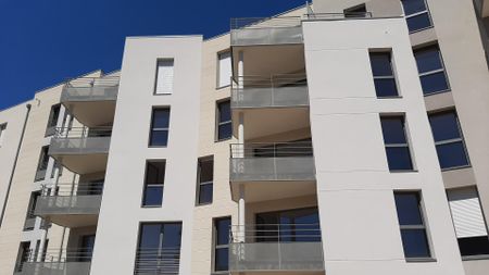 location Appartement T2 DE 46.97m² À TOURS - Photo 3