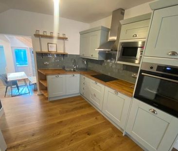 3 bedroom terraced house to rent - Photo 6