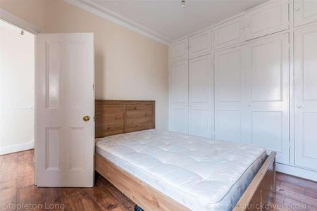 Ullswater Road, London, SE27 - Photo 2