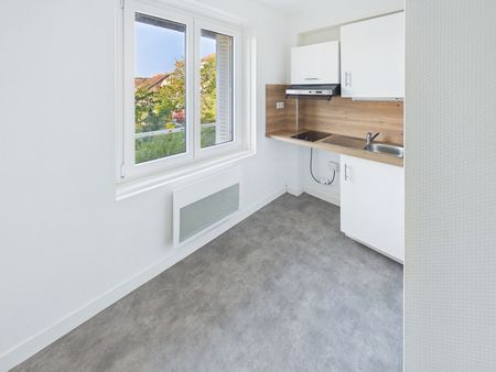 Location Appartement 1 pièce 27m² - Photo 2