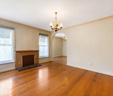 UNDER APPLICATION - Classic & Convenient - Photo 2