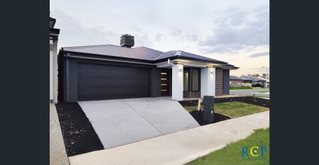 Property on lease in Officer - Photo 4