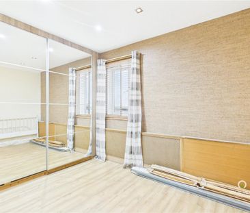 3 bedroom maisonette to rent - Photo 3
