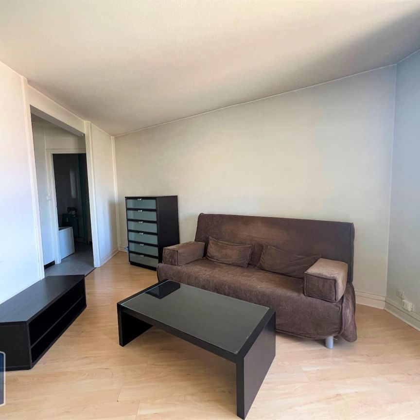 Location Appartement 1 pièce 31m² LILLE 59000 - Photo 1