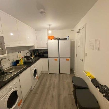 Hospital Way, Lewisham, SE13 - Photo 3