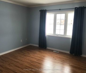 For Lease - 83 Snedden Avenue, Aurora, Ontario - Photo 5