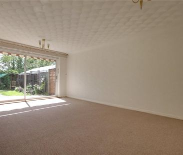 3 bedroom bungalow to rent - Photo 1