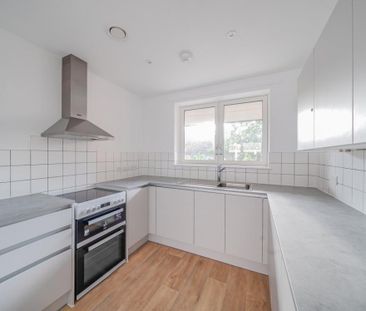 Bowline Street, Barking IG11 - Photo 1