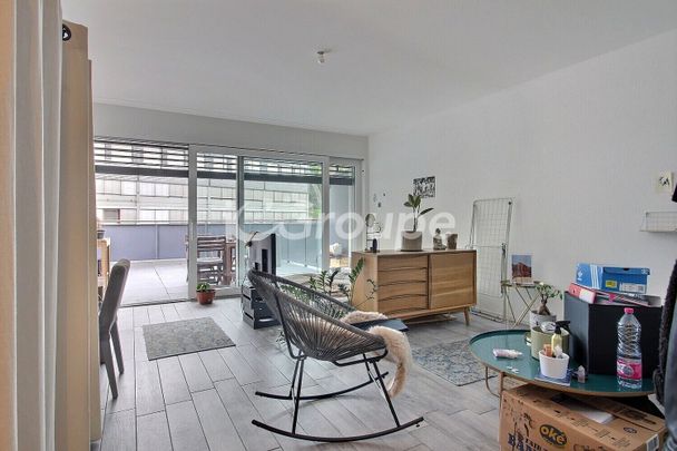 Very well located apartment in Sion. - Photo 1