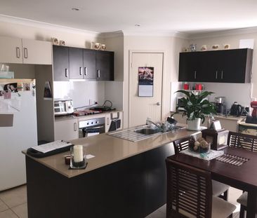 8B Glasshouse Street - Photo 2