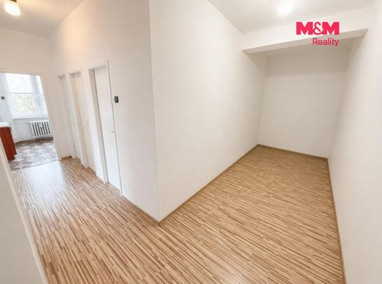 Pronájem bytu 2+1 68 m², Havířská 1570, Karviná Nové Město - Fotografie 1
