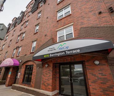 Barrington Terrace - Photo 4