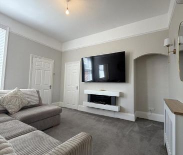 3 bedroom flat to rent - Photo 5