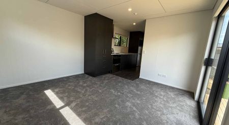 336 Ferry Road, Waltham - Photo 5