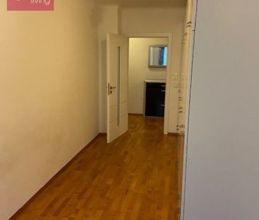 Exquisit voll möbliertes Apartment mit Balkon in zentraler Lage - Photo 6