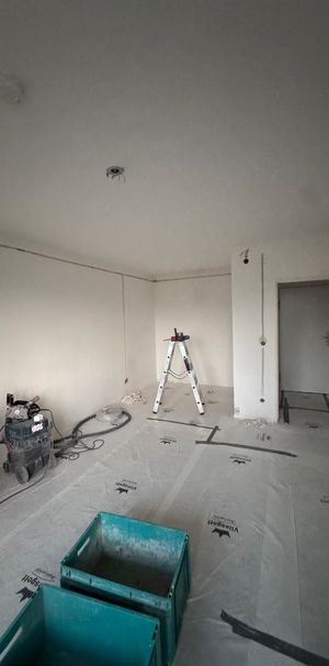 Eigene 4-Wände statt WG-Zimmer - Renovierte 1-Zimmer Wohnung - Photo 1