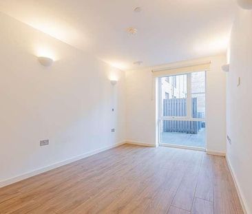 West Green Road, London, N15 - Photo 1