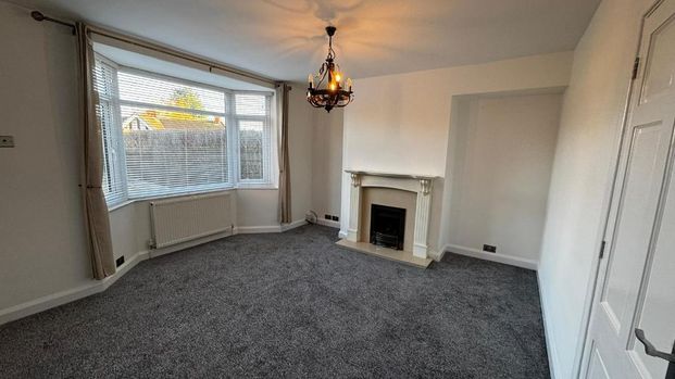 3 bedroom semi-detached house to rent - Photo 1
