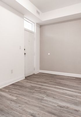 For Lease - 215 Jarvis Street Unit# 1, Toronto, Ontario - Photo 1