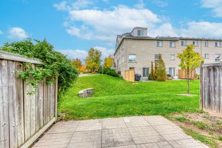 For Lease - 5260 Mcfarren Boulevard Unit# 102, Mississauga, Ontario - Photo 2