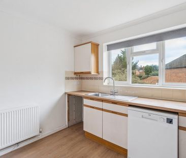 2 bedroom maisonette to rent - Photo 6