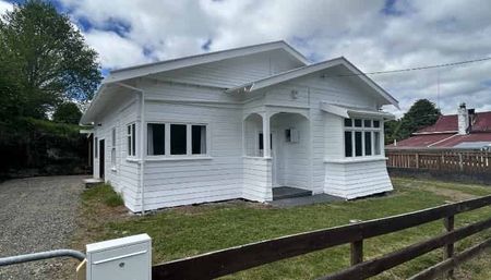 Renovated 4 Bedroom Family Home - Photo 4