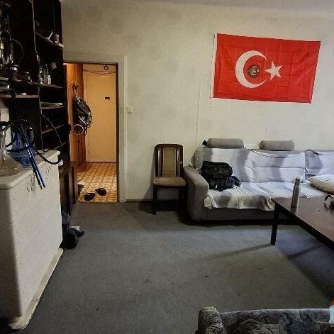 Unbefristete 2 Zimmer Wohnung für Selbst-Sanierer !Keine Lohnzettel als Nachweis erforderlich! - Photo 1