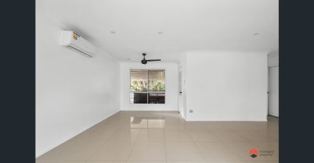 Spacious Updated Home with Great Outdoor Entertaining - Photo 4