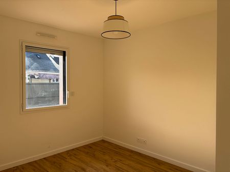 Location Maison 5 pièces 85m² - Photo 4