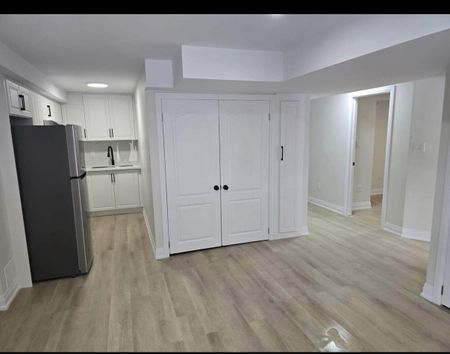 For Lease - 2088 Chris Mason Street, Oshawa, Ontario - Photo 4