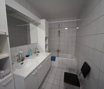 Appartement te huur - Foto 2