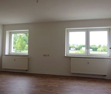 Wohnen im Grünen - Barrierefreie 2-Raum-Oase mit Charme - Photo 1