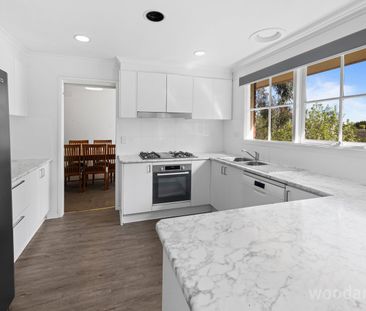 THE PERFECT FAMILY HOME!!!! - Photo 1