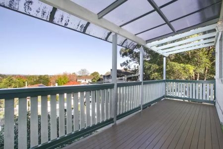 Gorgeous Townhouse with House Appeal - Photo 2