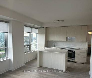 Hurontario And Elm Dr Luxurious 2Bdrm Corner Unit Lrg Windows - Photo 2