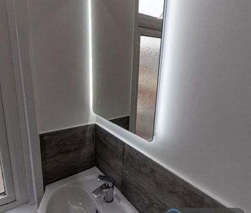 2 bedroom terraced house to rent - Photo 6