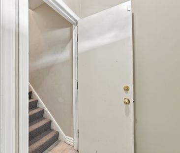 For Lease - 2279 Dundas Street Unit# Main & Basement, Toronto, Ontario - Photo 6
