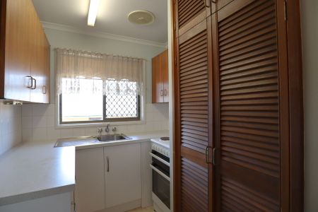 RARE OPPORTUNITY FOR OVER 55's - Photo 4
