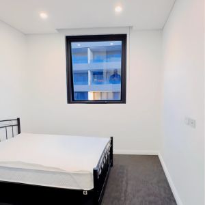 3 bed 2 bath-305 - Photo 2