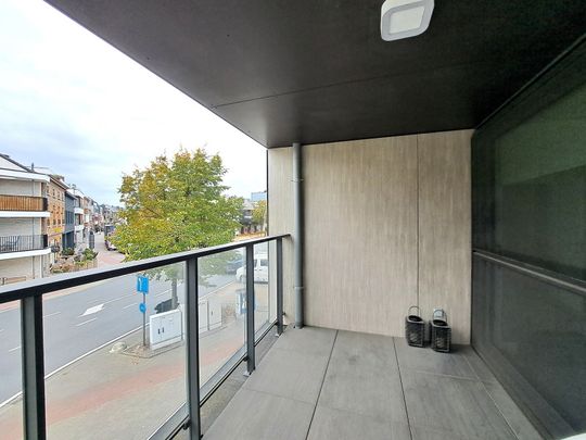 Gezellig centraal gelegen 2 slaapkamer appartement - Foto 1