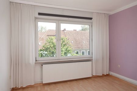 Nur ca. 350 m bis zum Maschsee: Schöne & helle 3-Zimmer-Wohnung mit zwei Balkonen - Photo 2