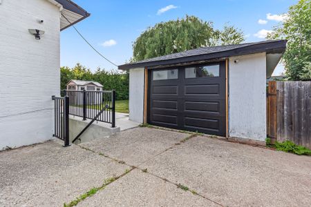 For Lease - 523 Pinegrove Road Unit# Lower, Oakville, Ontario - Photo 4