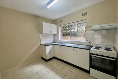 Spacious & Convenient 3-Bedroom Unit in Penshurst - Photo 4