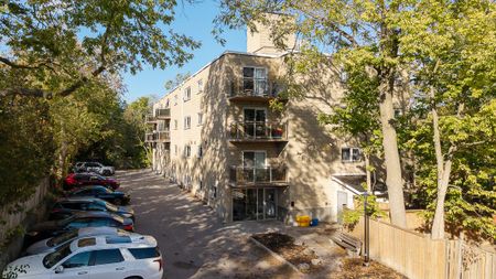 For Lease - 93 High Street, London South, Ontario - Photo 3