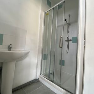 F2 MEUBLÉ - SOTTEVILLE LES ROUEN - Photo 2